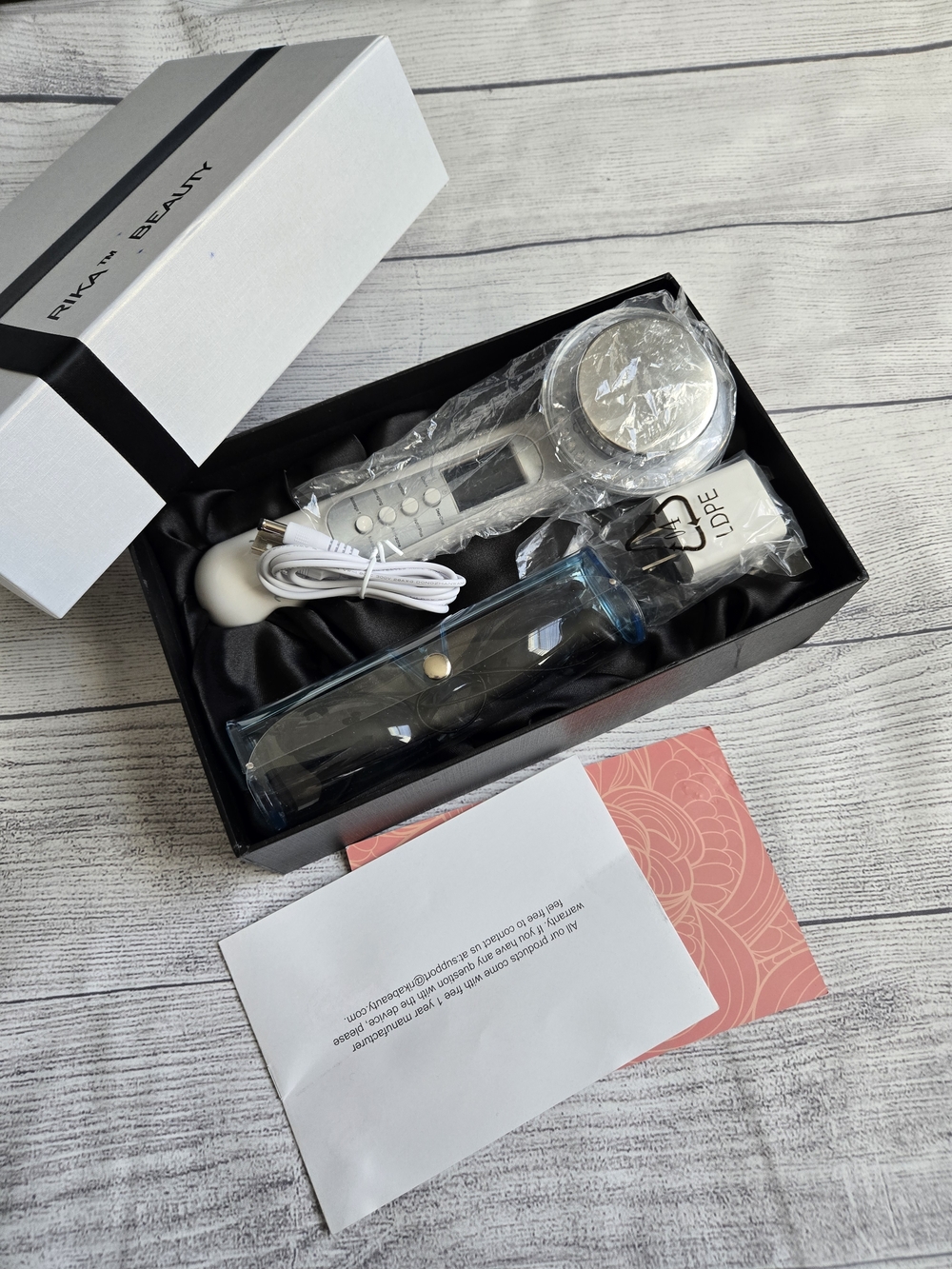 RIKA Multifunction Facial Massager • Face Lifting & Skincare Device Set